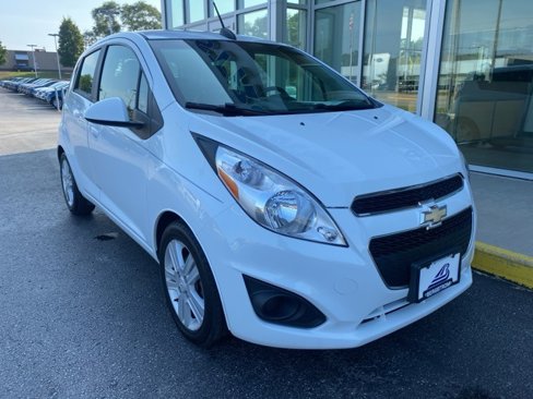 Used 2015 Chevrolet Spark LT image 1