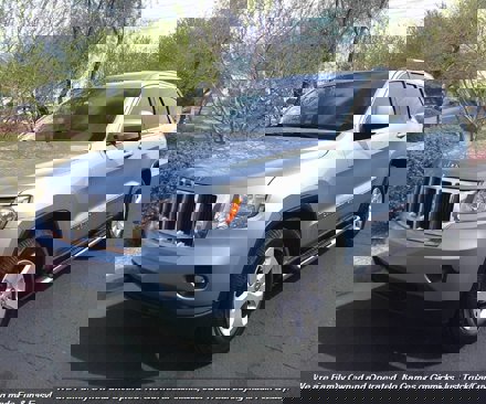 Used 2013 Jeep Grand Cherokee Laredo image 3