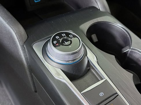 Used 2022 Ford Escape SE w/ Cold Weather Package image 16