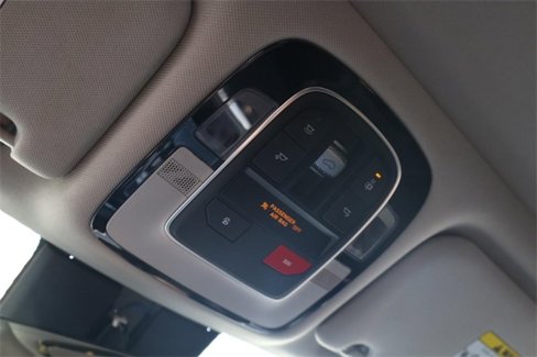 Used 2023 Hyundai Santa Fe SEL w/ Premium Package image 18
