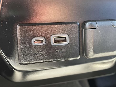 Used 2020 Chevrolet Silverado 1500 RST w/ All-Star Edition image 21