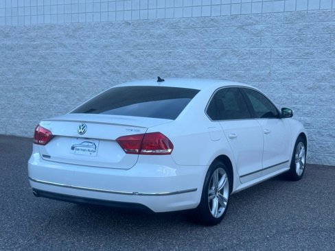 Used 2013 Volkswagen Passat TDI SEL Premium image 7