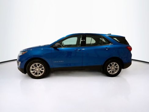 Used 2019 Chevrolet Equinox LS image 4