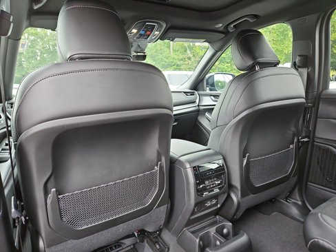 New 2025 Jeep Grand Cherokee L Altitude image 21