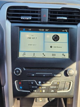 Used 2018 Ford Fusion SE w/ Fusion SE Technology Package image 20