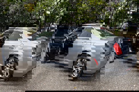 Used 2017 Chrysler 300 C image 7