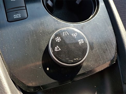 Used 2022 Nissan Rogue SV image 23