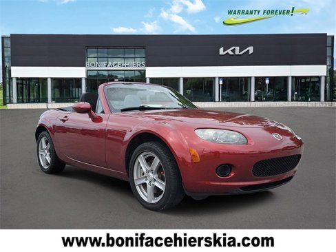 Used 2006 MAZDA MX-5 Miata image 1