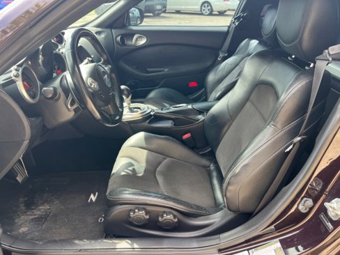 Used 2014 Nissan 370Z Touring w/ Sport Package image 18