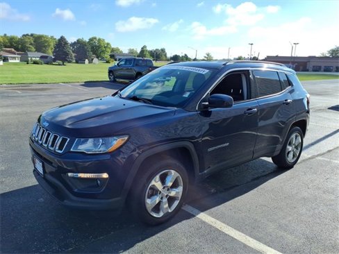 Used 2017 Jeep Compass Latitude image 7