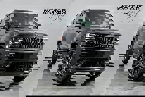 Used 2019 Jeep Grand Cherokee High Altitude image 1
