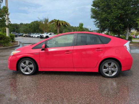 Certified 2015 Toyota Prius Four image 3