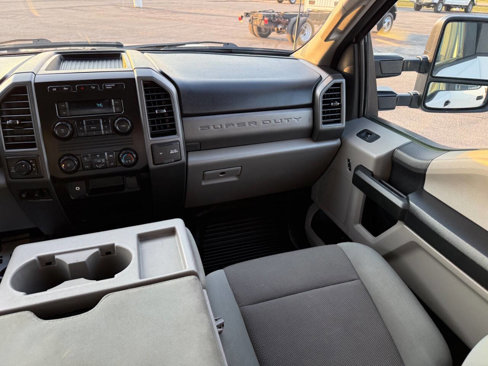 Used 2019 Ford F250 XL w/ Power Equipment Group image 32