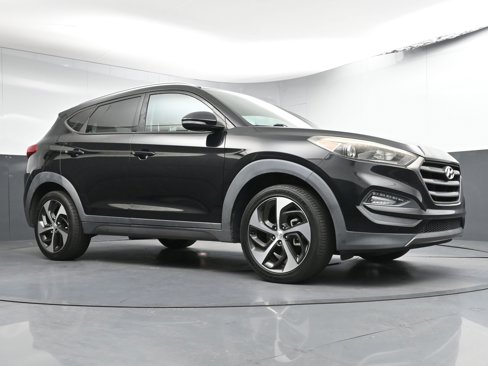 Used 2016 Hyundai Tucson Sport image 23