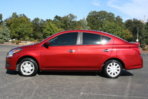 Used 2017 Nissan Versa SV image 7