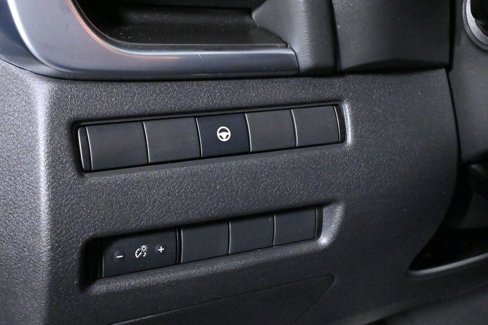 Certified 2023 Nissan Rogue SV image 22
