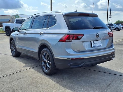 Used 2022 Volkswagen Tiguan SE image 26