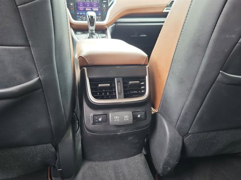 Used 2020 Subaru Outback Touring XT image 22