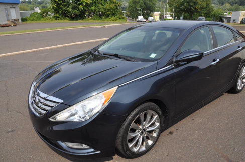 Used 2012 Hyundai Sonata SE image 3