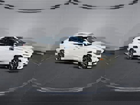 Used 2023 Hyundai Sonata SEL image 2