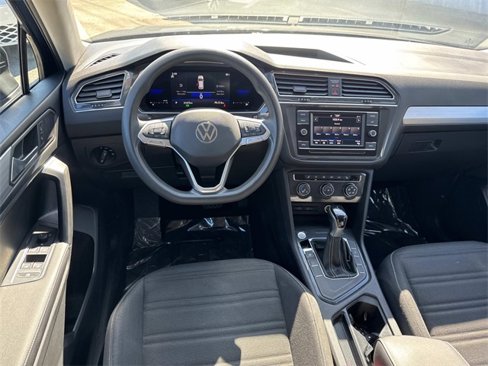 Certified 2022 Volkswagen Tiguan S image 8