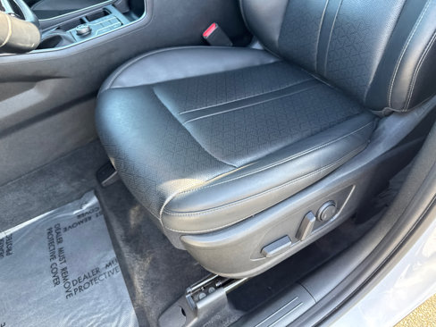 Used 2022 Kia Sorento S image 15