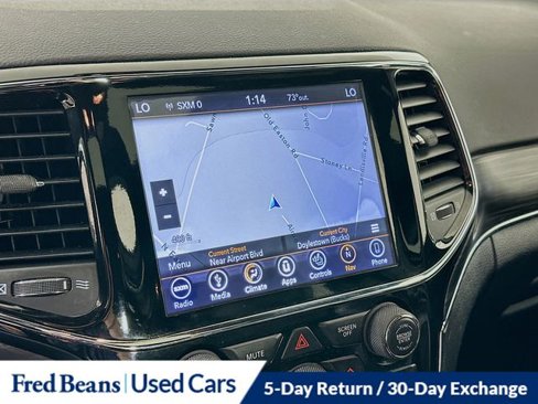 Used 2019 Jeep Grand Cherokee Limited image 15