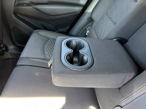 Used 2020 Chevrolet Equinox LT image 10