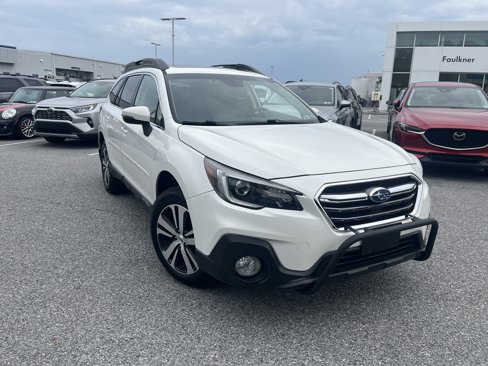 Used 2018 Subaru Outback 3.6R Limited image 3