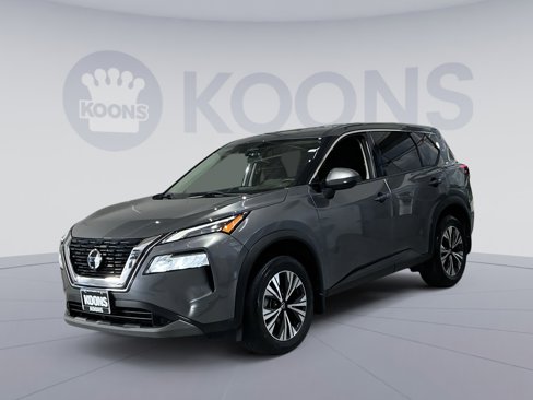 Used 2021 Nissan Rogue SV image 1