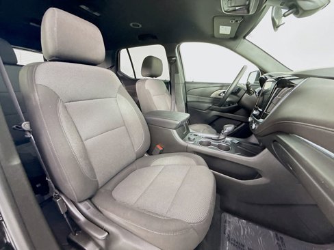 Used 2023 Chevrolet Traverse LT image 27
