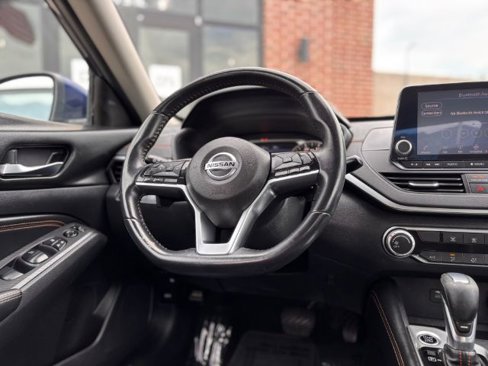 Used 2020 Nissan Altima 2.5 SR image 11