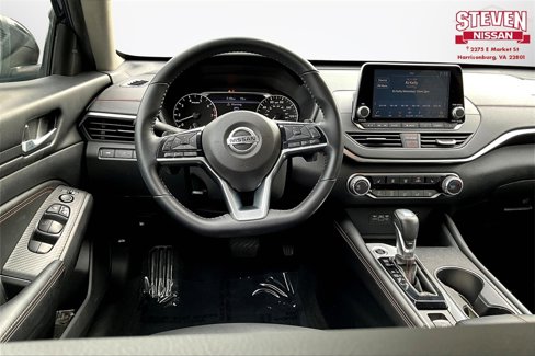 Used 2020 Nissan Altima 2.5 SR w/ Premium Package image 8
