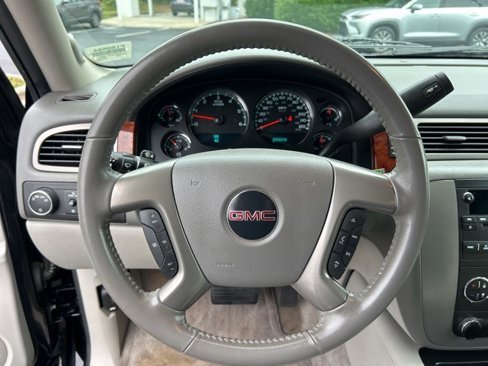 Used 2012 GMC Yukon SLT image 19
