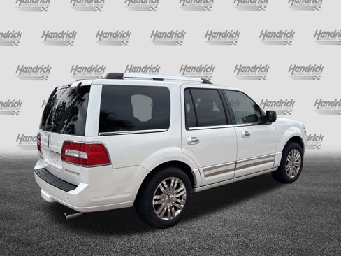 Used 2009 Lincoln Navigator 4WD image 10