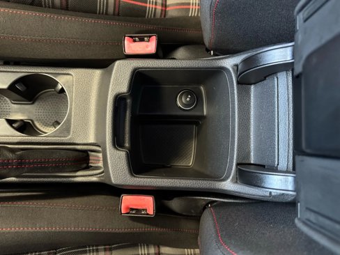 Used 2015 Volkswagen GTI S image 38