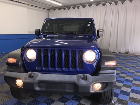 Used 2018 Jeep Wrangler Sport image 5