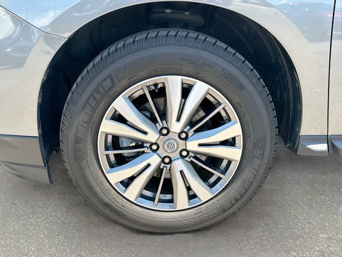 Certified 2020 Nissan Pathfinder SL image 32
