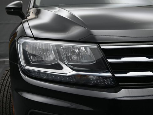 Used 2019 Volkswagen Tiguan SE w/ 3rd Row Seat Package image 12