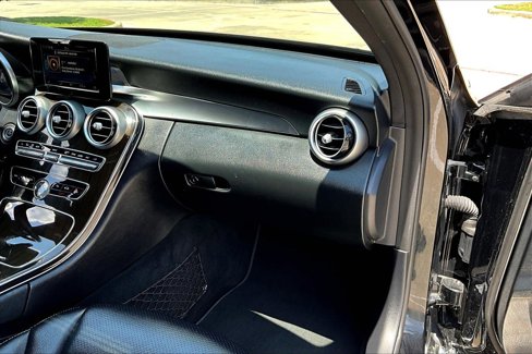 Used 2019 Mercedes-Benz C 300 Sedan image 20