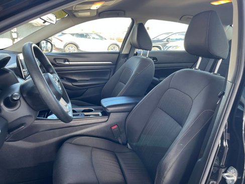 Used 2023 Nissan Altima 2.5 SV image 25