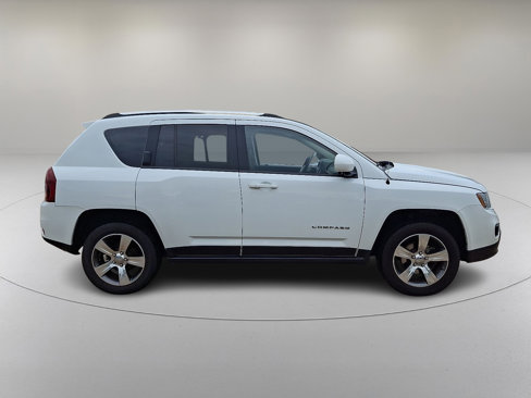 Used 2016 Jeep Compass High Altitude image 12
