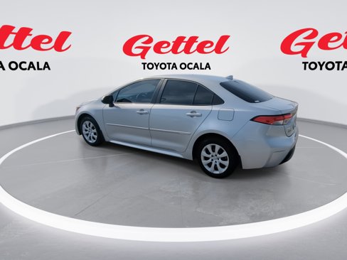 Used 2024 Toyota Corolla LE image 6