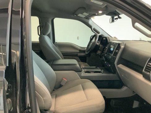 Used 2019 Ford F150 XLT w/ Equipment Group 302A Luxury image 32