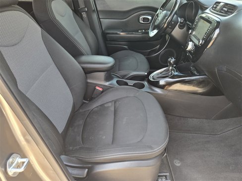 Used 2019 Kia Soul + w/ Audio Package image 12
