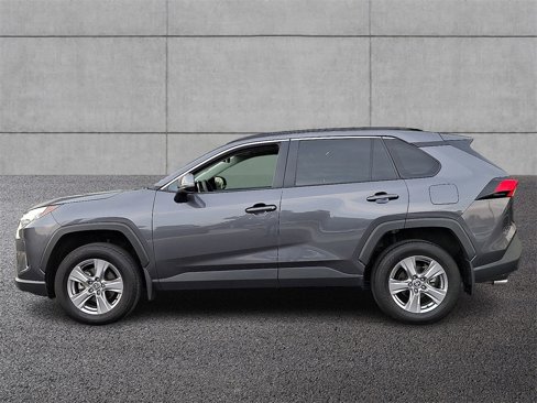 Used 2024 Toyota RAV4 XLE image 7