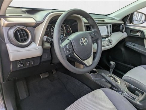 Used 2014 Toyota RAV4 XLE image 10