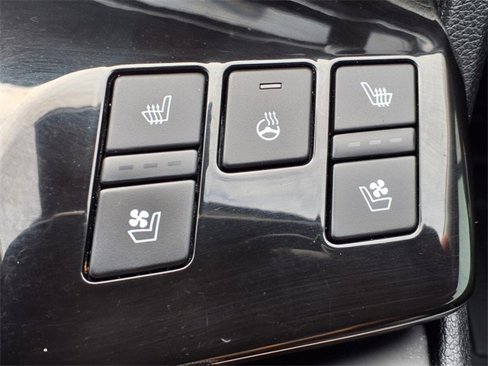 Used 2023 Kia Sportage SX image 8