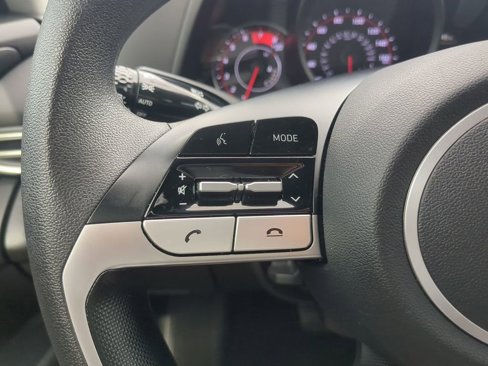 Certified 2022 Hyundai Elantra SEL image 21