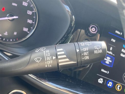 Used 2023 Buick Envision Essence image 21